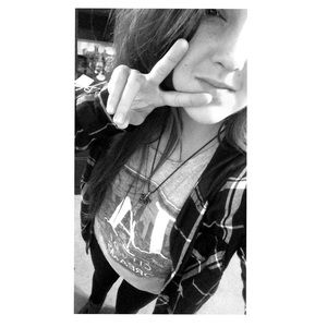 Meet your Posher, Ashley