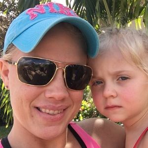 Meet your Posher, Keri