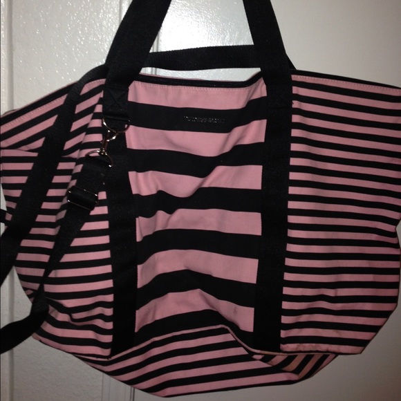 Victoria Secret weekend bag