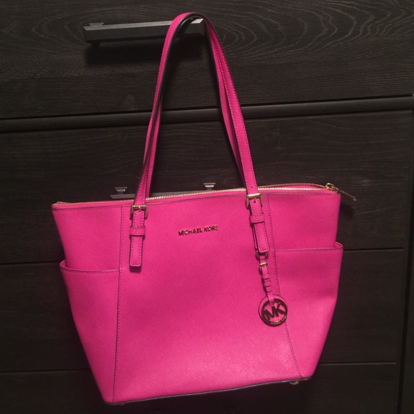 Final price❗️❗️❗️Michael Kors Pink tote