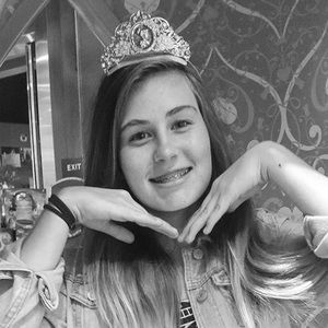 Meet your Posher, Lacey