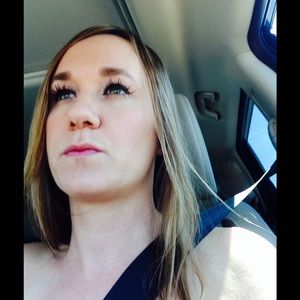 Meet your Posher, Loren