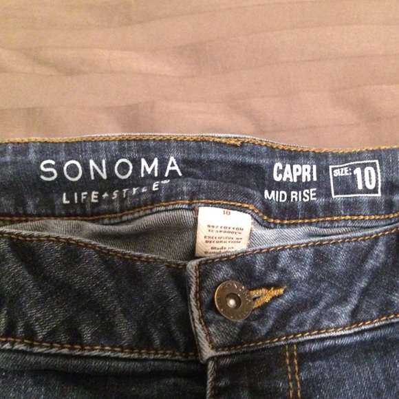 Dark Denim Capris - Picture 2 of 3