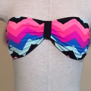 VS Pink Zig Zag Bikini Top