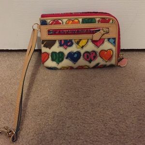 Dooney and bourke wristlet