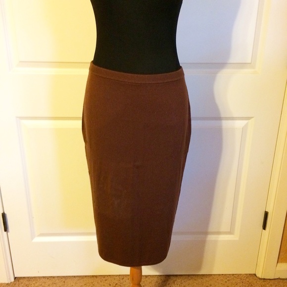 Sweater pencil skirt