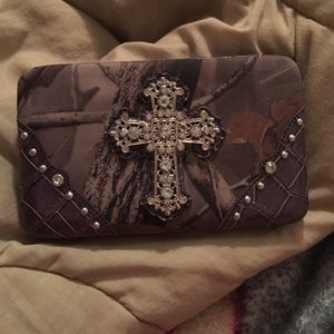 Camo wallet