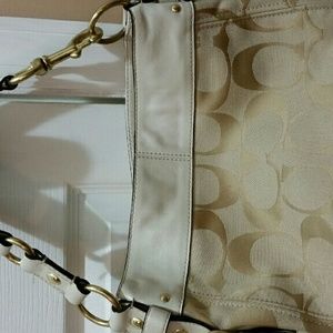 Authentic Coach tan hobo