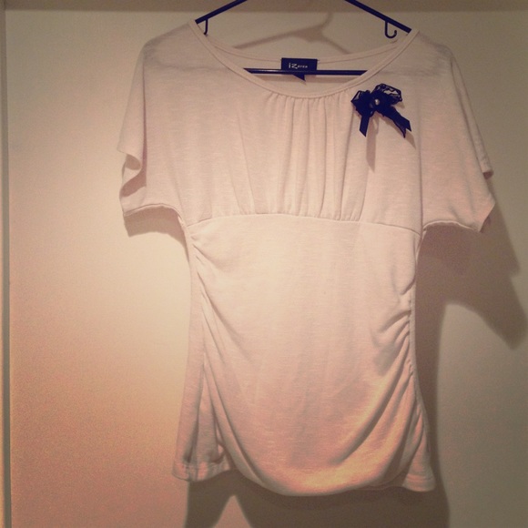 Adorable short sleeve sweater - Picture 1 of 4