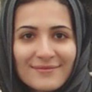 Meet your Posher, Roya