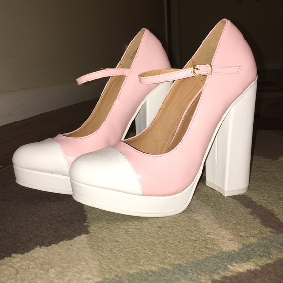 shoedazzle pink heels