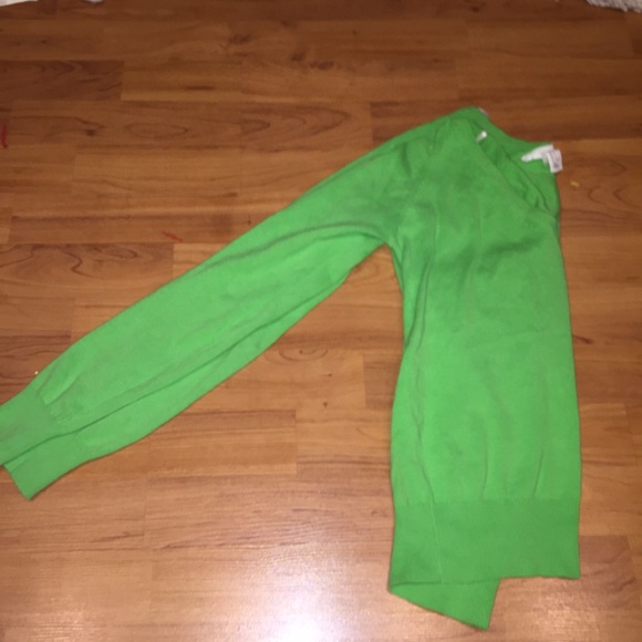 Sweater - Picture 4 of 4