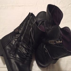 Pink & Pepper Boots😍