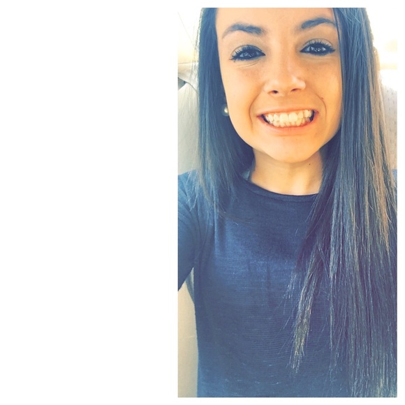 Meet your Posher, Shelbi