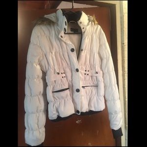 White puffer jacket with faux fur