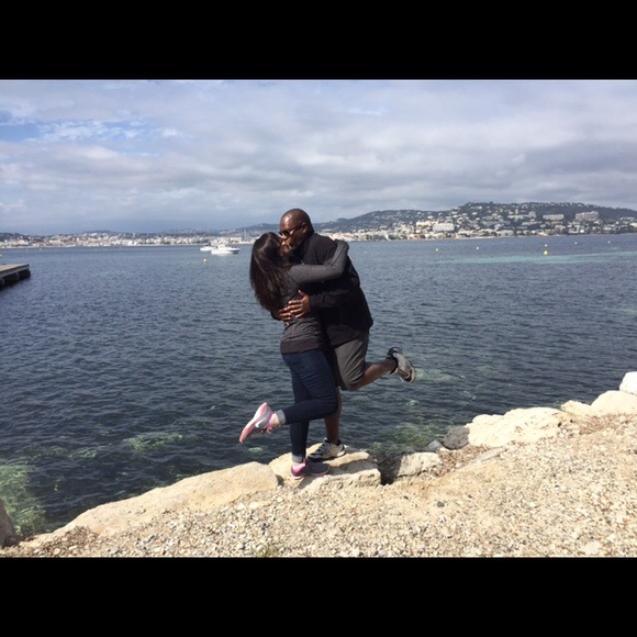 Meet your Posher, Becca - Picture 3 of 3