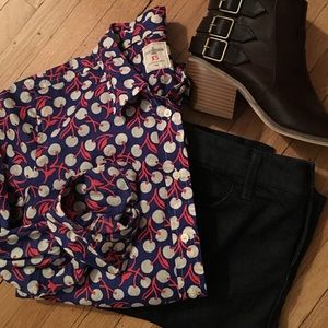 Gap Fitted Boyfriend Shirt