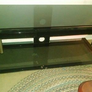 Heavy glass entertainment center