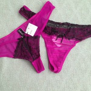 2 Fredrick of Hollywood thongs NWT