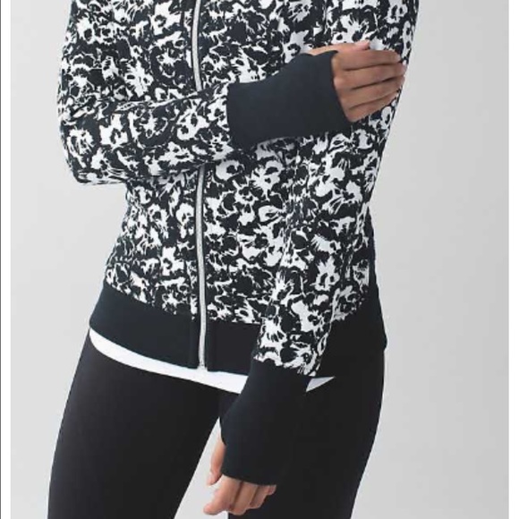 Lululemon Scuba Hoodie - Picture 3 of 4