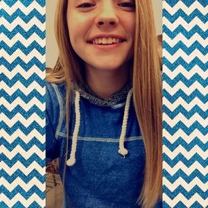 Meet your Posher, Olivia