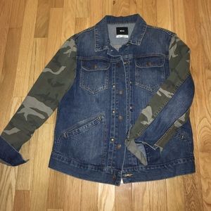 Denim jean jacket with army fatigue sleeves
