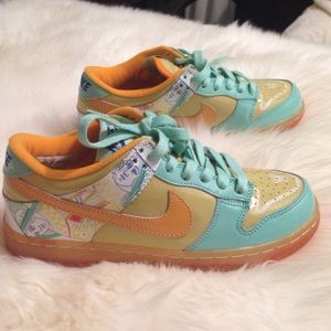 serena williams nike sb dunks