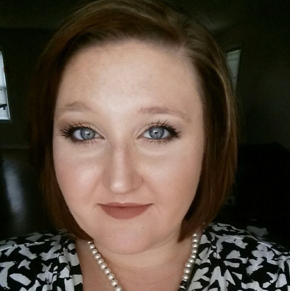 Meet your Posher, Marion