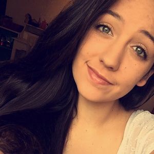 Meet your Posher, Nina