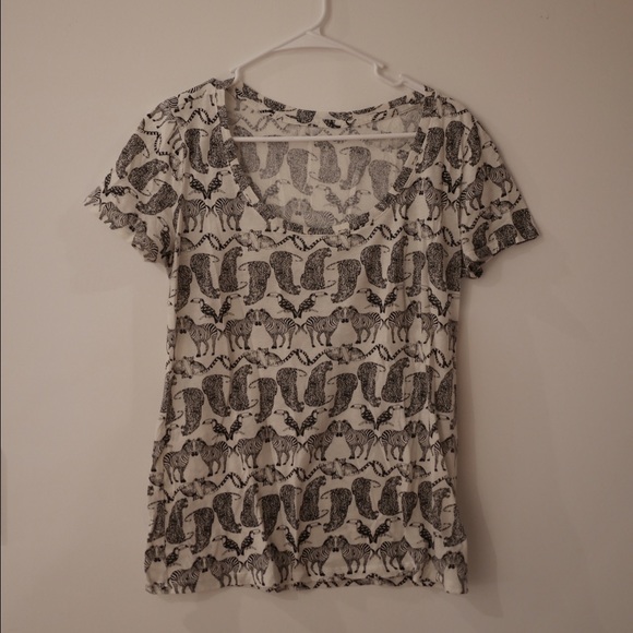 B&W Animal Print Tee Shirt Sz L