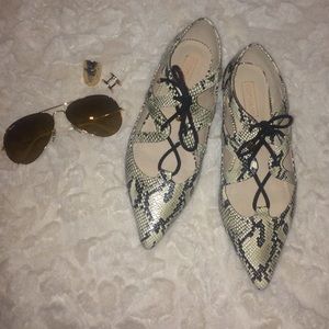 💥Flash Sale💥Snake like material flats