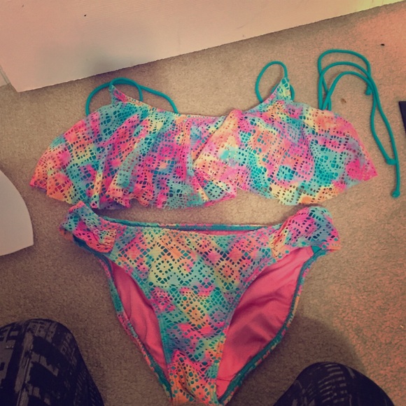 Bathing suit
