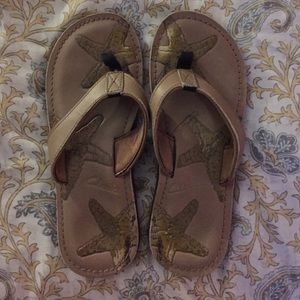 Clarks Flip Flops