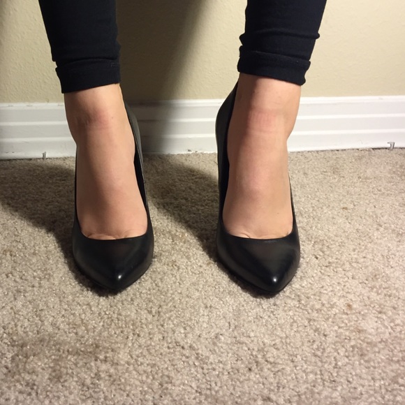 Black matte leather heels, Steve Madden