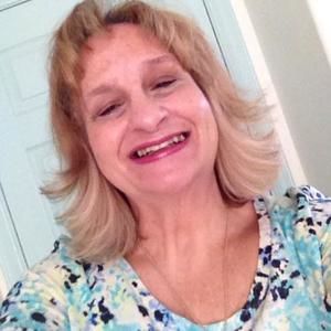 Meet your Posher, Debbie