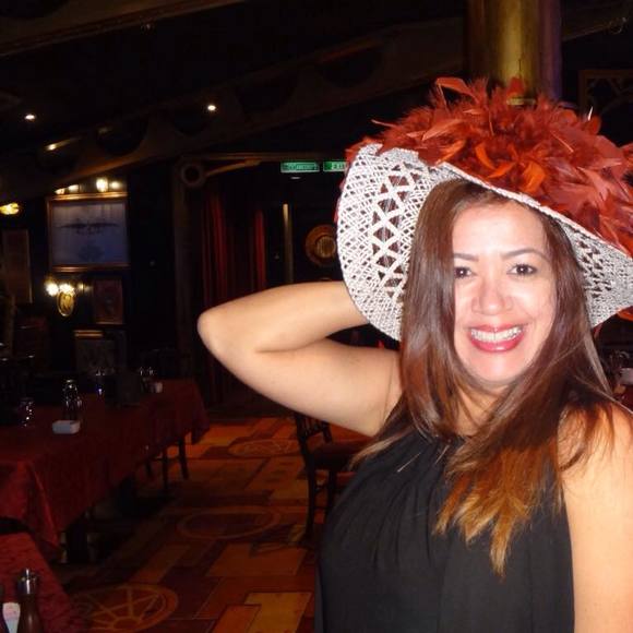 Meet your Posher, Karla