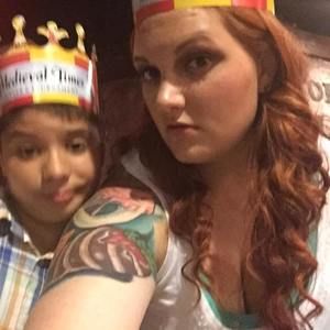 Meet your Posher, Carrie