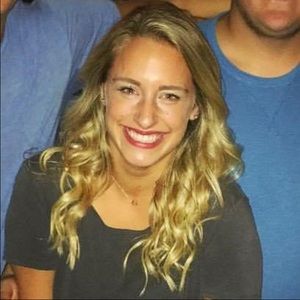 Meet your Posher, Cassandra