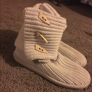 Bearpaw knit boots size 10- worn once or twice