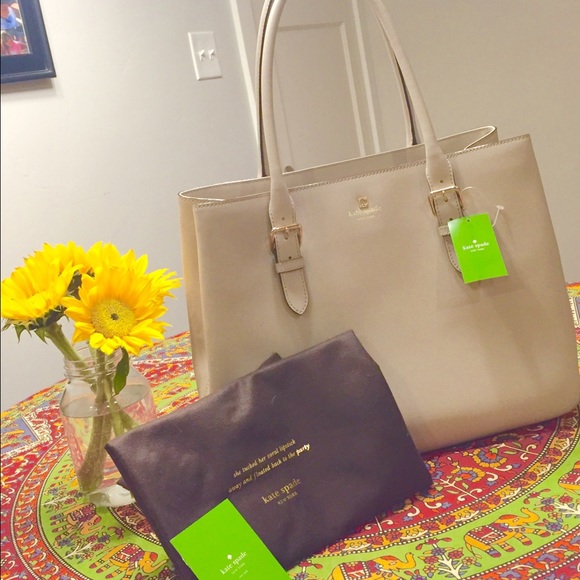 Kate Spade Cove Street Airel...