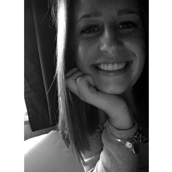 Meet your Posher, Alex - Picture 1 of 1