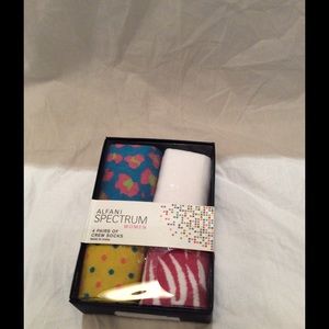 Alfani spectrum 4 pack of socks women's