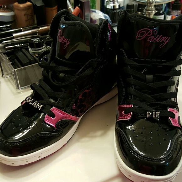 Pastry glam pie sneakers