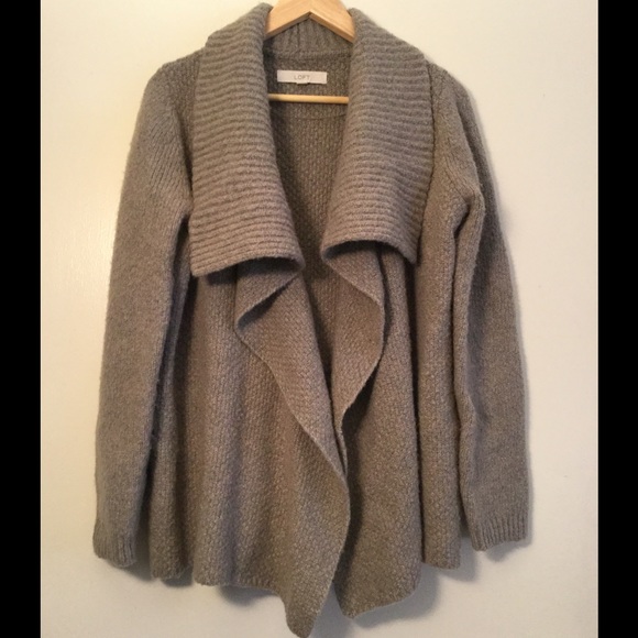 Ann Taylor cardigan - Picture 2 of 4