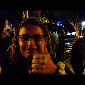 Meet your Posher, Christina