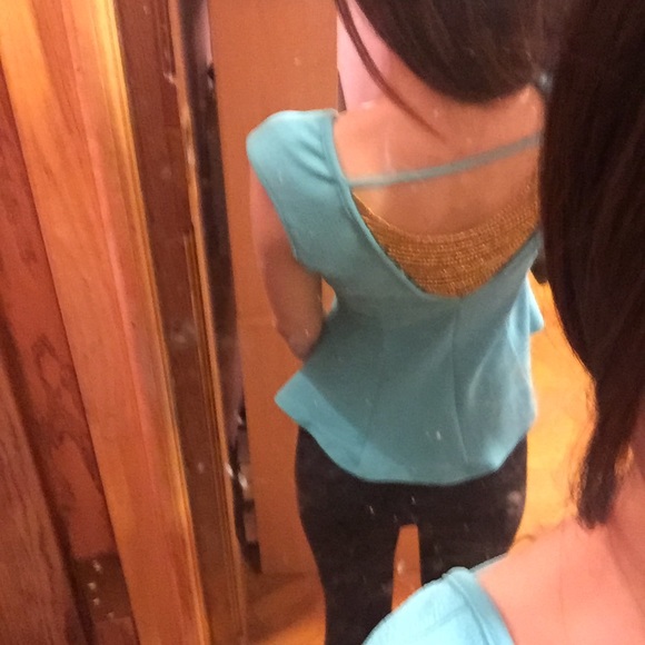 ❌Sold❌Open Back Blue Peplum Top - Picture 3 of 4