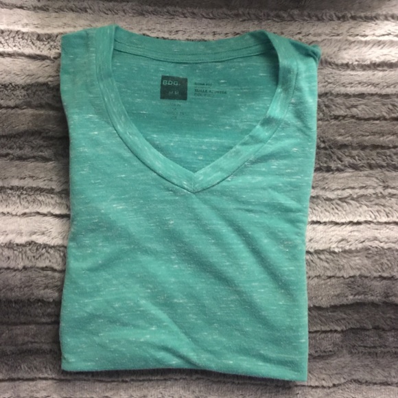 BDG vneck