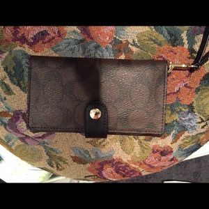 Coach tech wristlet