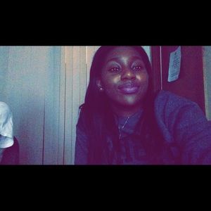 Meet your Posher, Nicole