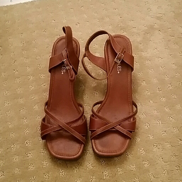 Aerosoles sandals